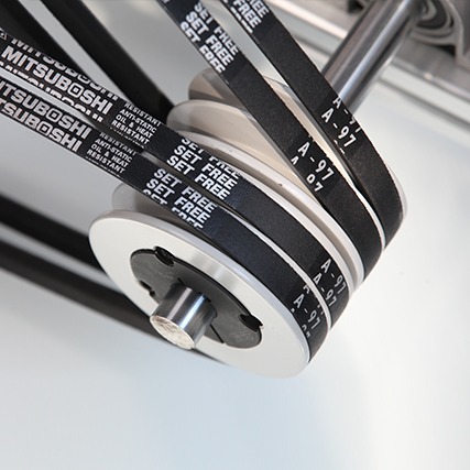 Classical V-belts in M, A, B, C, D and E sections for industrial machinery and power transmission.